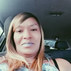 Meet your Posher, Gina